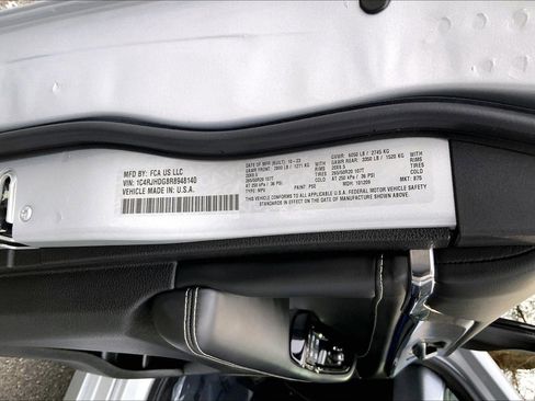 Certified 2024 Jeep Grand Cherokee Overland w/ Trailer Tow Package image 27