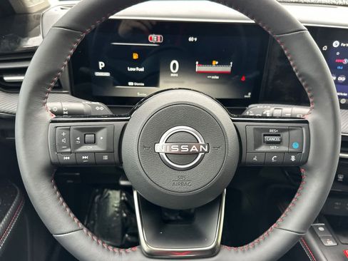 New 2026 Nissan Kicks SR AWD/4WD image 23