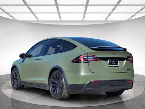Used 2022 Tesla Model X Plaid image 7