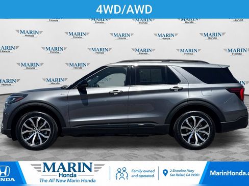 Used 2025 Ford Explorer ST-Line AWD/4WD image 6