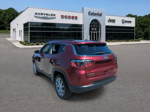 Used 2022 Jeep Compass Latitude AWD/4WD image 4