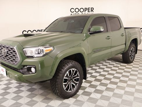Used 2021 Toyota Tacoma TRD Sport image 10