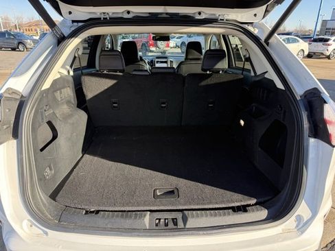 Certified 2022 Ford Edge SEL w/ Convenience Package image 9