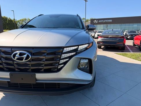 Used 2023 Hyundai Tucson SEL w/ Convenience Package FWD image 9