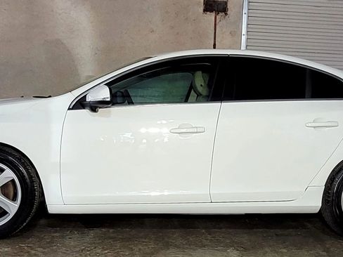 Used 2012 Volvo S60 T5 w/ Multimedia Pkg image 8