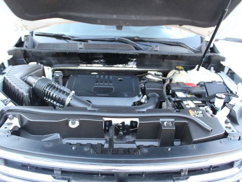 Used 2023 GMC Acadia SLT image 21