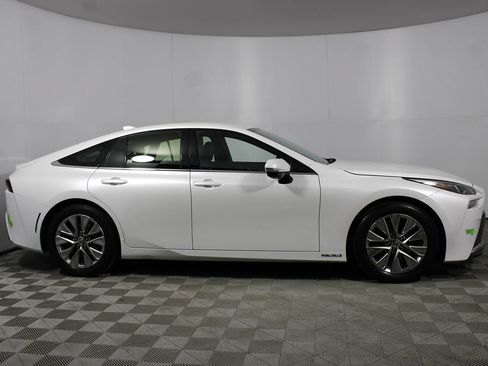 Used 2023 Toyota Mirai w/ Advanced Technology Package RWD image 37