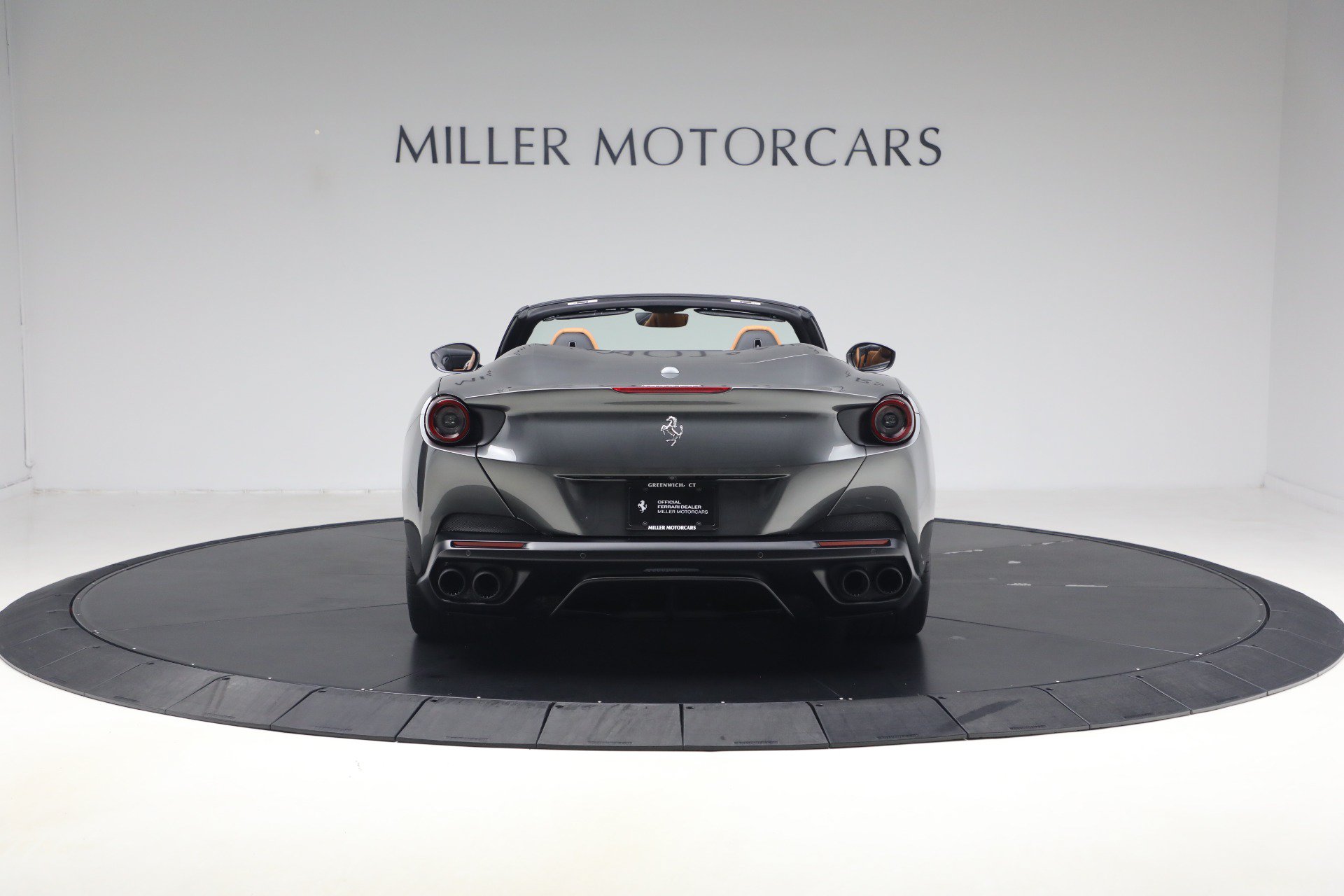 Certified 2019 Ferrari Portofino RWD image 7
