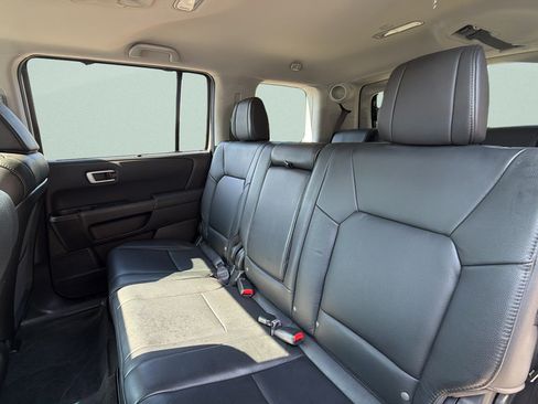 Used 2012 Honda Pilot Touring image 27