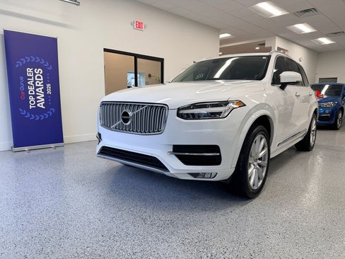 Used 2019 Volvo XC90 T6 Inscription w/ Protection Package image 3