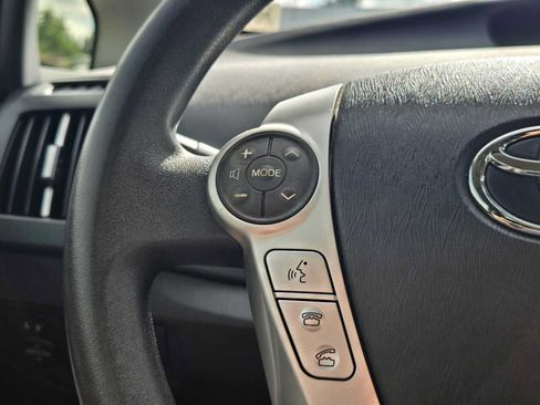 Used 2012 Toyota Prius Three FWD image 33
