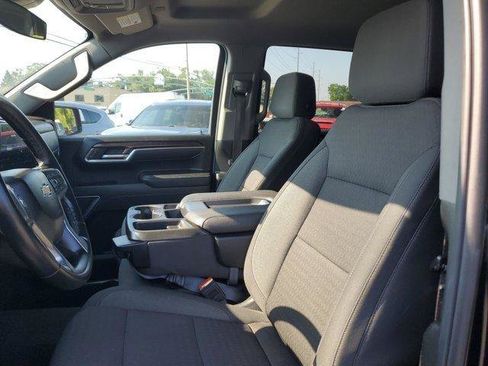 Used 2025 Chevrolet Silverado 1500 LT AWD/4WD image 14