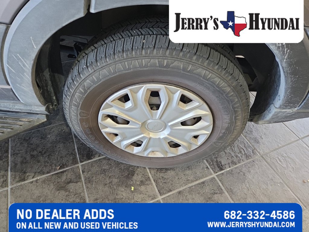 Used 2019 Ford Transit 350 XLT RWD image 4