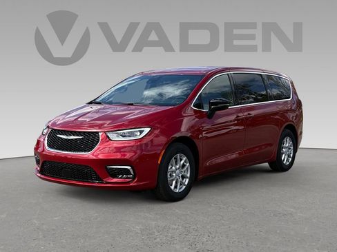 New 2026 Chrysler Pacifica Select image 25