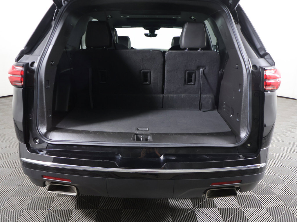 Used 2023 Chevrolet Traverse Premier AWD/4WD image 20