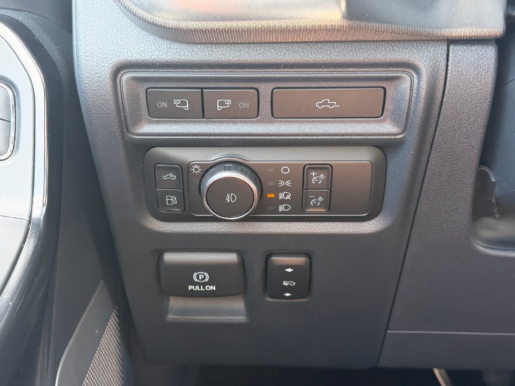 Used 2022 Ford F150 Platinum w/ Equipment Group 701A High RWD image 34