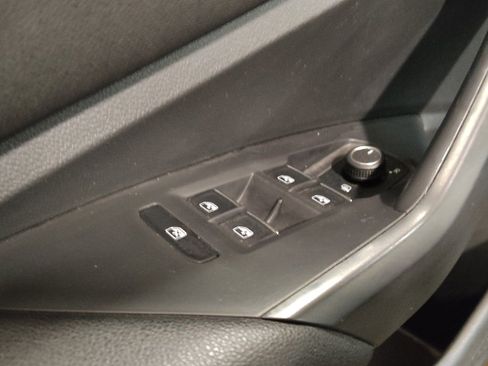 Used 2021 Volkswagen Jetta SE w/ SE Cold Weather Package FWD image 27