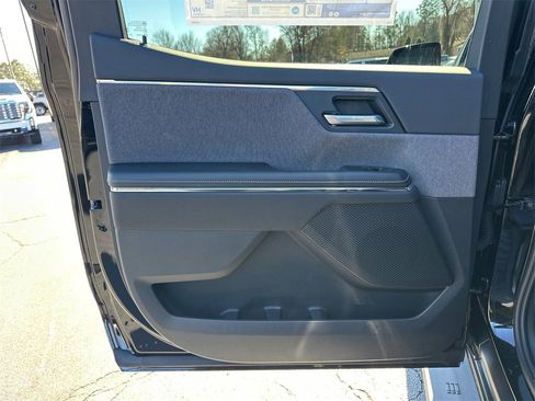 New 2026 GMC Sierra EV Elevation image 22