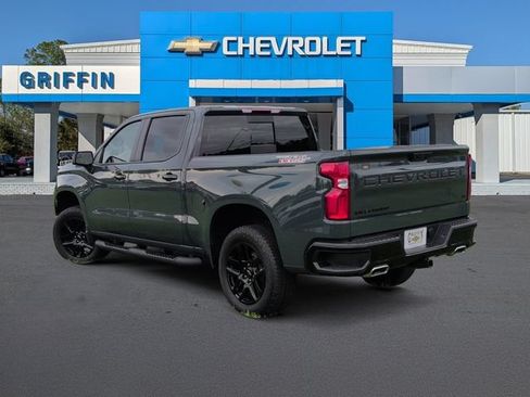 Used 2025 Chevrolet Silverado 1500 LT Trail Boss w/ Convenience Package II AWD/4WD image 9