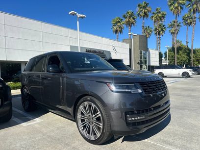Used 2025 Land Rover Range Rover SE