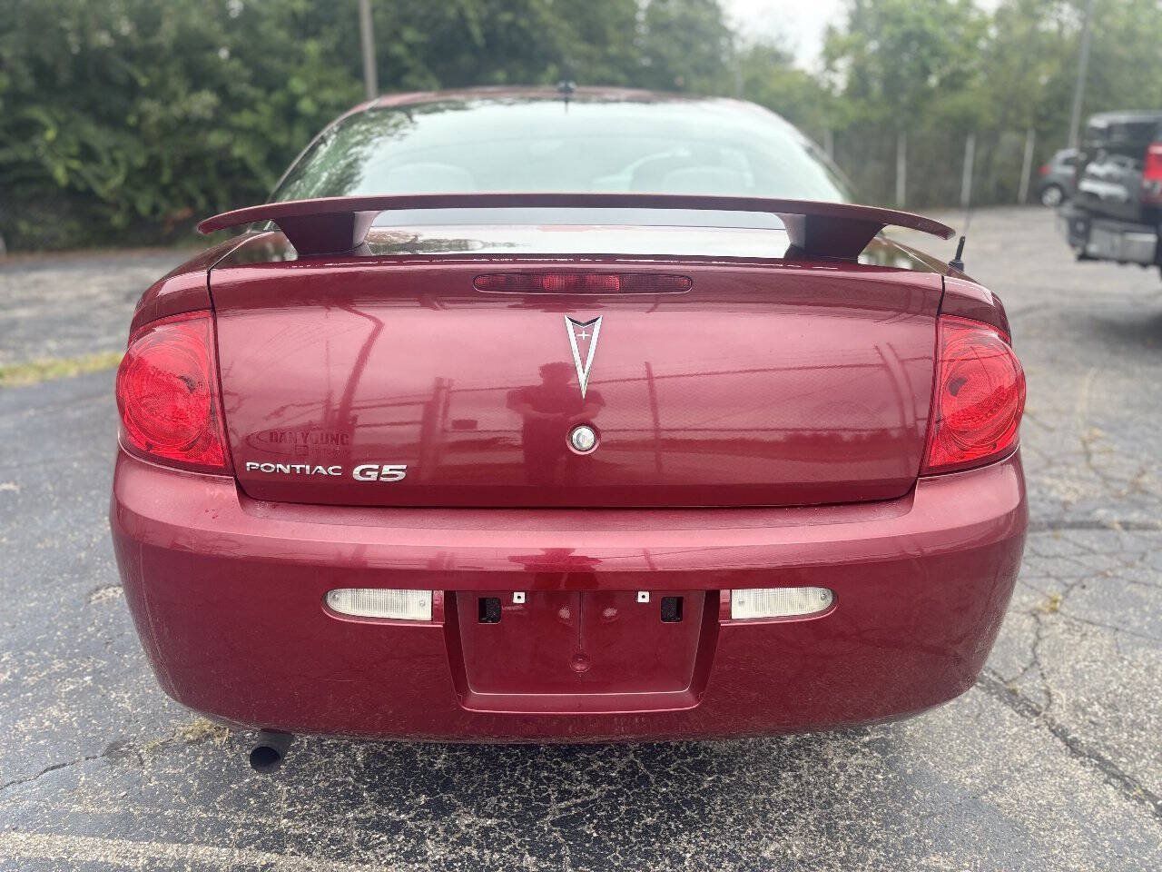 Used 2009 Pontiac G5 FWD image 3
