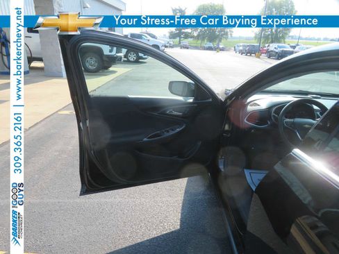 Used 2024 Chevrolet Malibu LT image 13