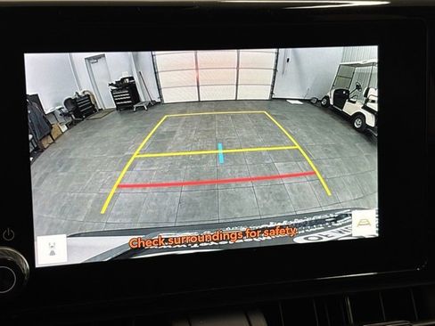 Used 2025 Toyota RAV4 XLE image 24