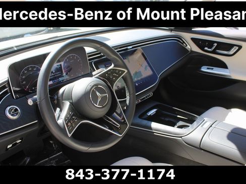 Used 2025 Mercedes-Benz E 350 4MATIC Sedan image 23
