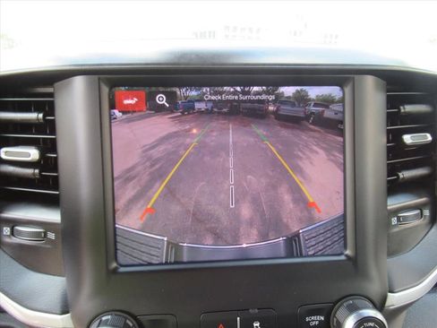 Certified 2024 RAM 2500 Big Horn AWD/4WD image 26