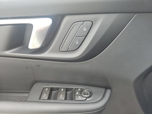 Used 2026 Buick Enclave Preferred FWD image 30