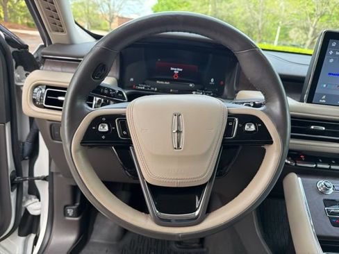 Used 2023 Lincoln Aviator Reserve w/ Equipment Group 201A image 14