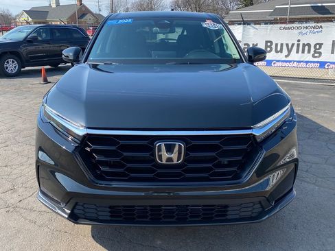 Used 2025 Honda CR-V LX image 8