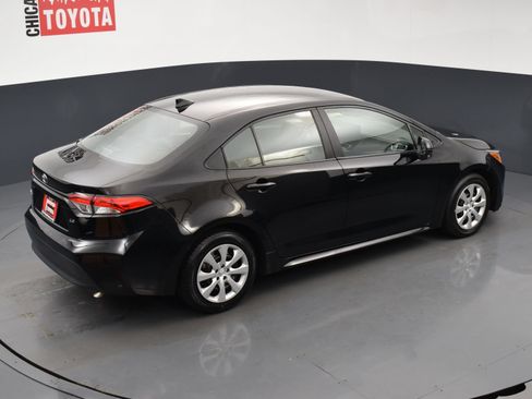 Used 2025 Toyota Corolla LE FWD image 19