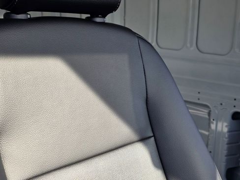 New 2025 Ford Transit 250 Base image 23