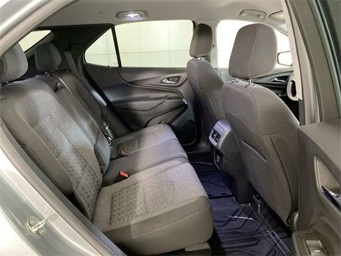 Used 2023 Chevrolet Equinox LT image 31
