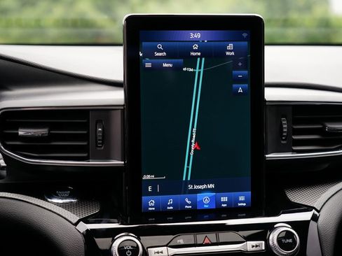 Used 2023 Ford Explorer ST w/ Technology Package image 23