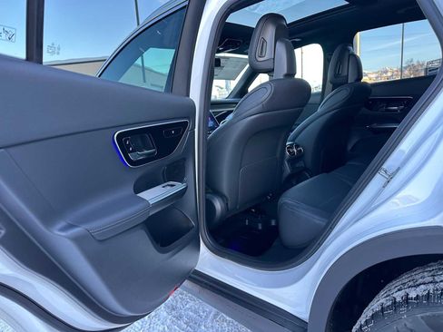 New 2026 Mercedes-Benz GLC 300 4MATIC image 15