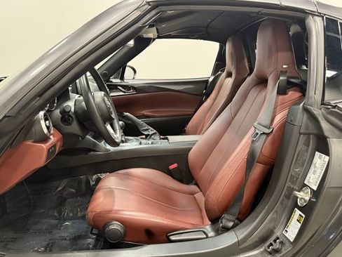 Used 2019 MAZDA MX-5 Miata RF Grand Touring w/ GT-S Package image 18