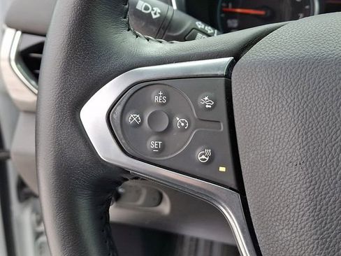 Used 2022 Chevrolet Traverse LT w/ Midnight/Sport Edition image 25