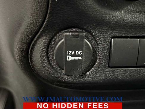 Used 2014 Jeep Wrangler Sport w/ Connectivity Group image 28