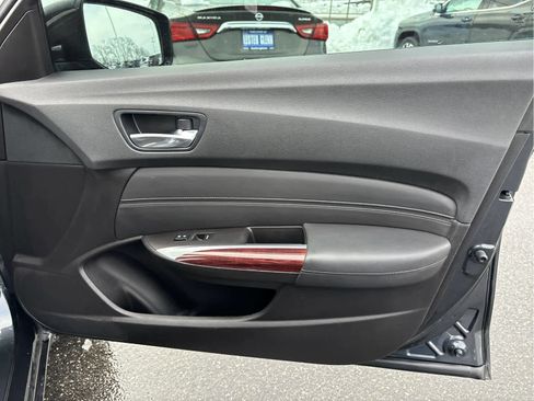Used 2016 Acura TLX image 26