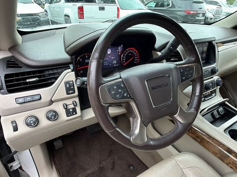 Used 2016 GMC Yukon Denali w/ Open Road Package AWD/4WD image 11