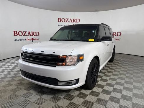Used 2019 Ford Flex SEL w/ Equipment Group 202A FWD image 4