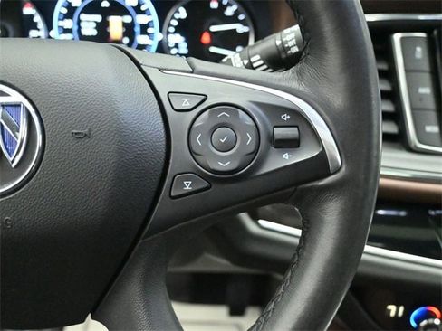 Used 2021 Buick Enclave Avenir w/ Avenir Technology Package image 14