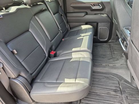 Used 2023 GMC Sierra 1500 SLT w/ SLT Convenience Package AWD/4WD image 20