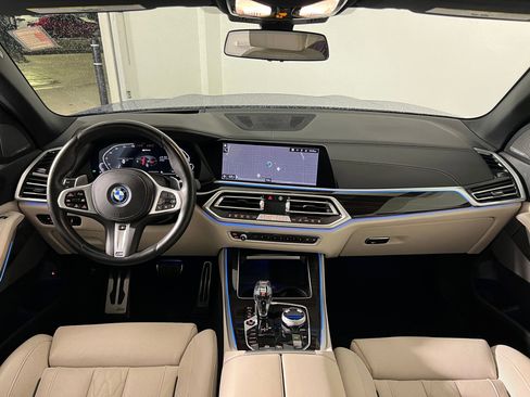 Certified 2023 BMW X5 xDrive45e w/ Executive Package image 15