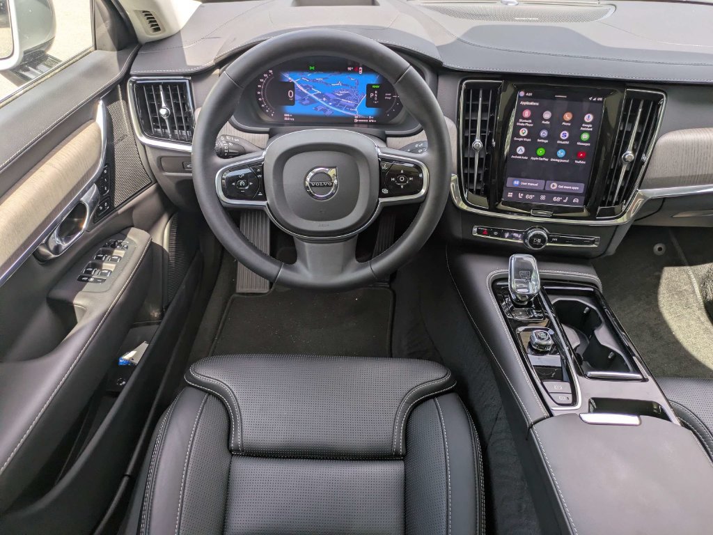 New 2024 Volvo S90 T8 Ultimate w/ Lounge Package AWD/4WD image 16
