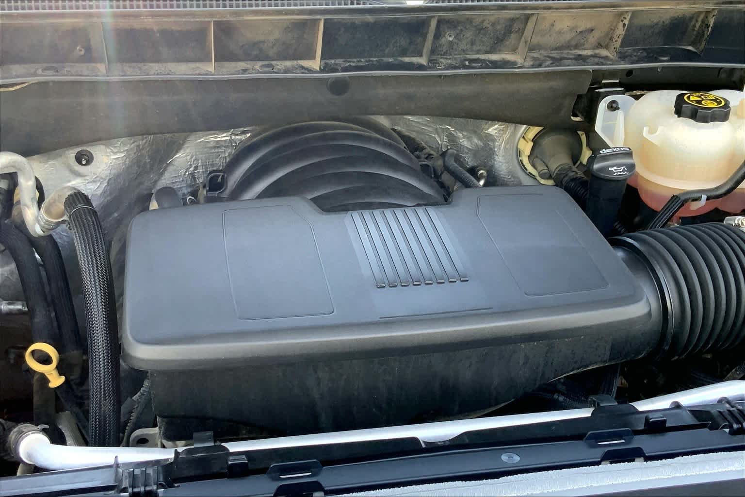 Used 2019 Chevrolet Silverado 1500 LT w/ Texas Edition AWD/4WD image 30
