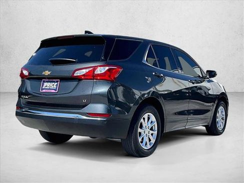 Used 2019 Chevrolet Equinox LT image 2