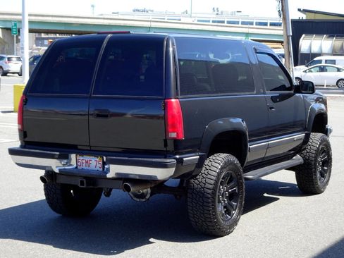 Used 1999 Chevrolet Tahoe 4WD 2-Door w/ Preferred Equipment Group image 7